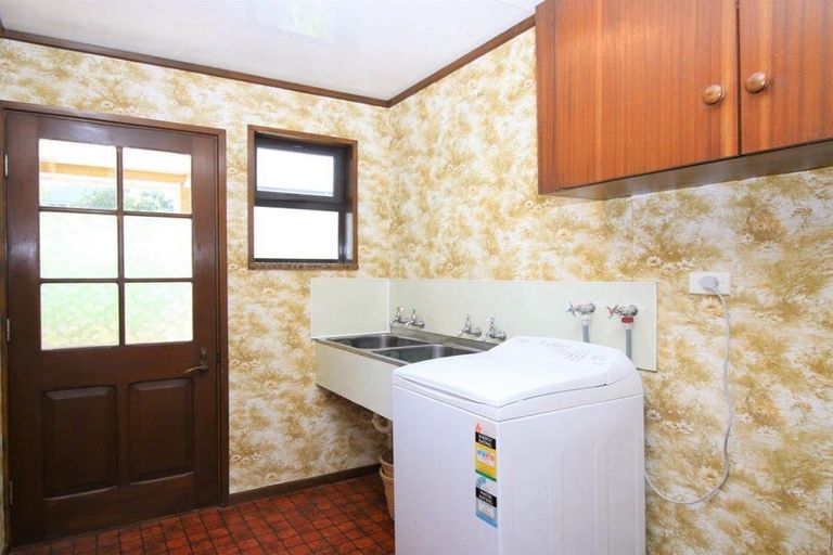 Photo of property in 58 Gladstone Road North, Mosgiel, 9024