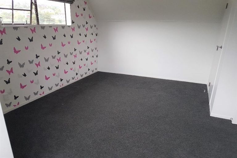 Photo of property in 32 Shackle Lane, Whitby, Porirua, 5024