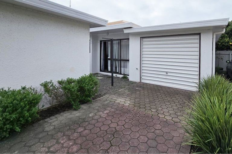 Photo of property in 32b Charles Street, Westshore, Napier, 4110