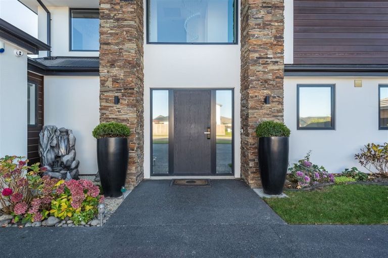 Photo of property in 46 Luxembourg Crescent, Halswell, Christchurch, 8025