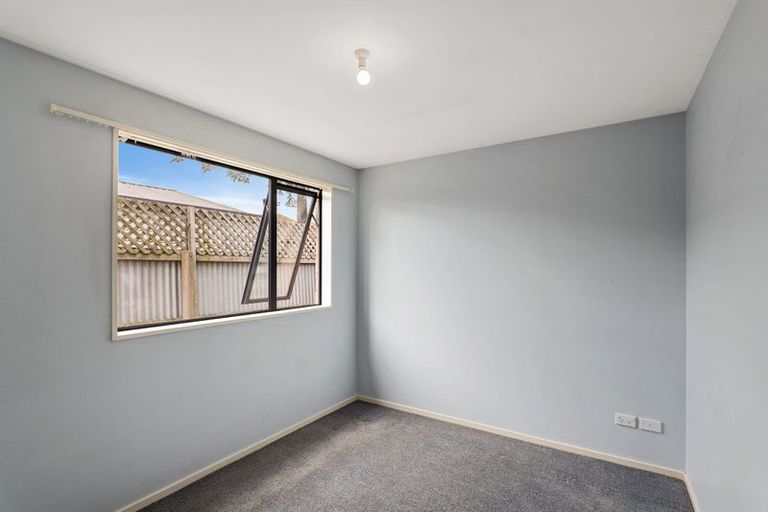 Photo of property in 275b Breezes Road, Aranui, Christchurch, 8061