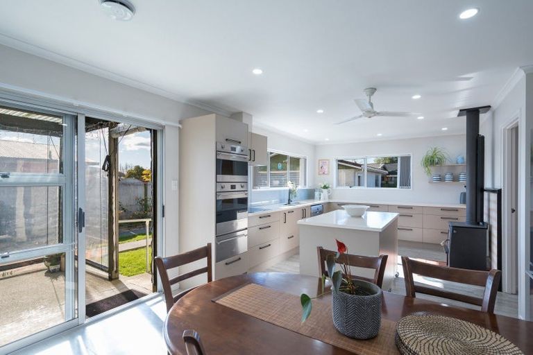Photo of property in 6 Waimea West Road, Brightwater, 7022