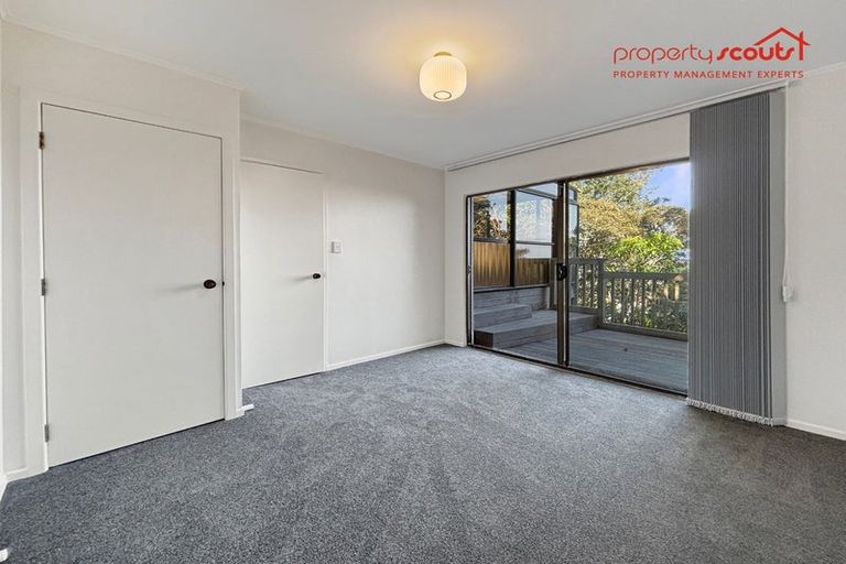 Photo of property in 2/78 Rangatira Road, Beach Haven, Auckland, 0626