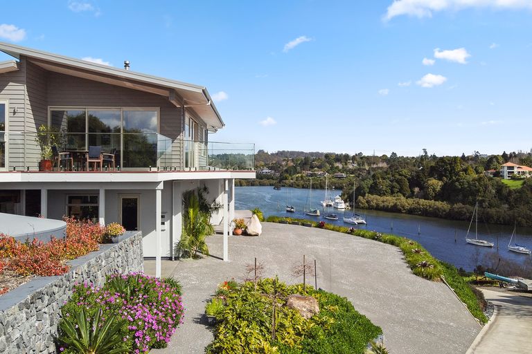 Photo of property in 32 Fuller Terrace, Kerikeri, 0230