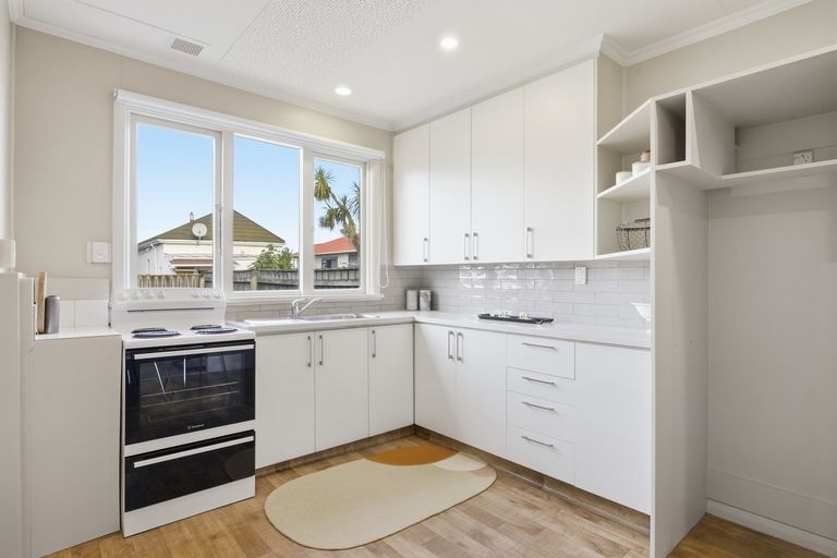 Photo of property in 74 Fawcett Street, South Dunedin, Dunedin, 9012