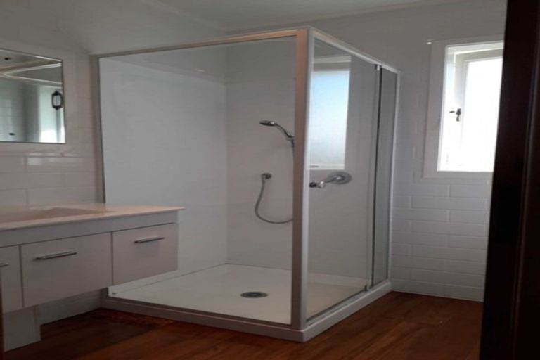 Photo of property in 121c George Street, Tuakau, 2121