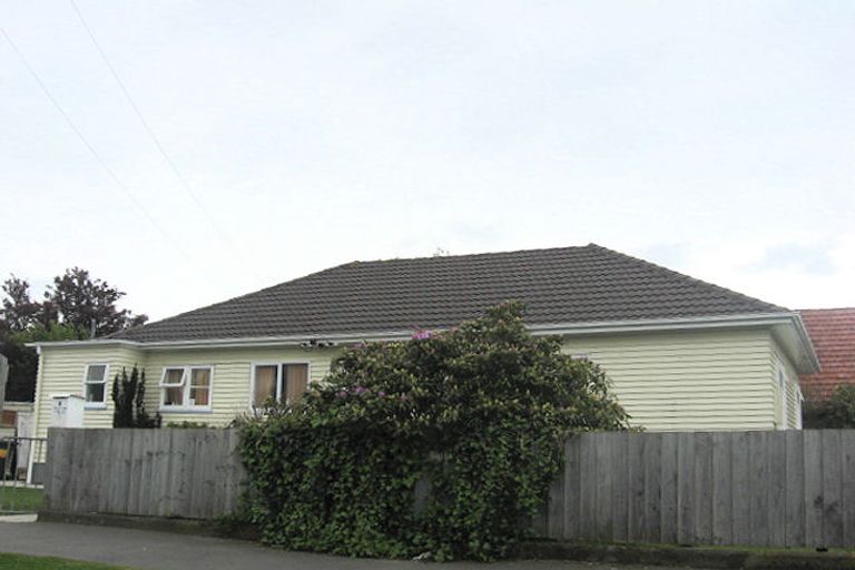 Photo of property in 4 Rowe Place, Burwood, Christchurch, 8061