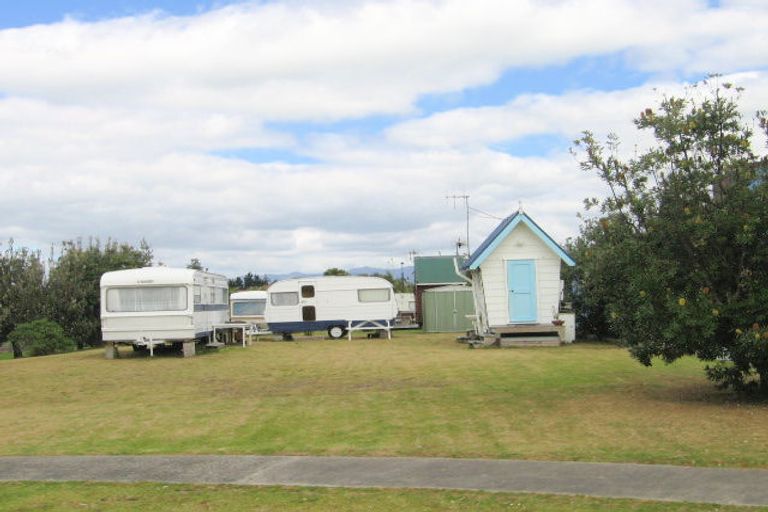 Photo of property in 1 Sea Crest Place, Bowentown, Waihi Beach, 3177