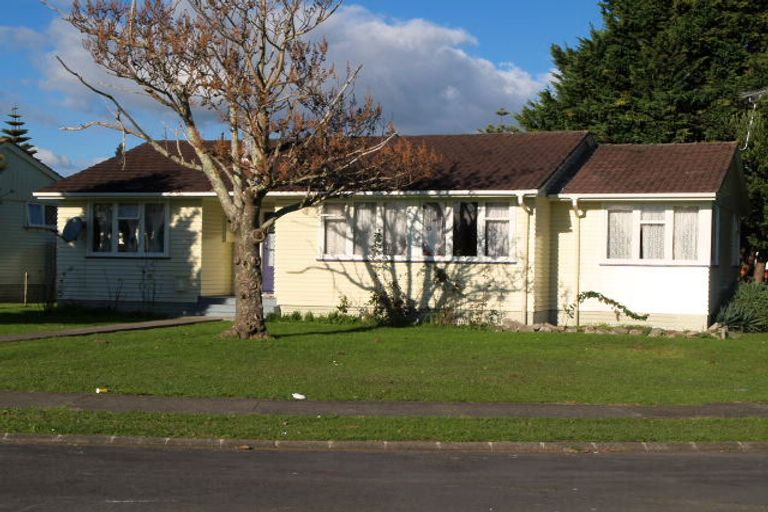 Photo of property in 11 Mayflower Close, Mangere East, Auckland, 2024