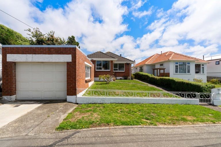 Photo of property in 48 Tarawera Road, Johnsonville, Wellington, 6037