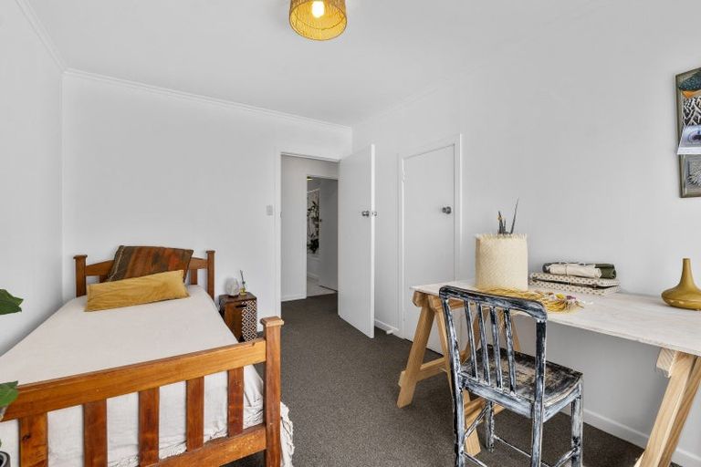 Photo of property in 16 Rosendale Avenue, Spotswood, New Plymouth, 4310