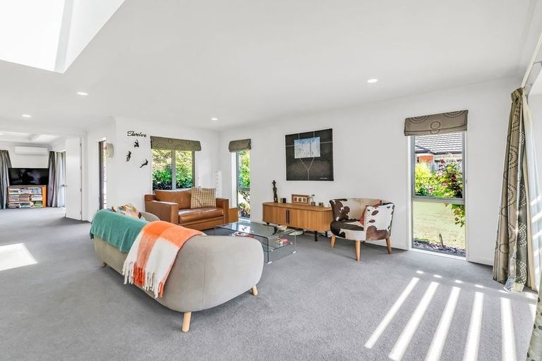 Photo of property in 12 Oak Tree Lane, Rolleston, 7614