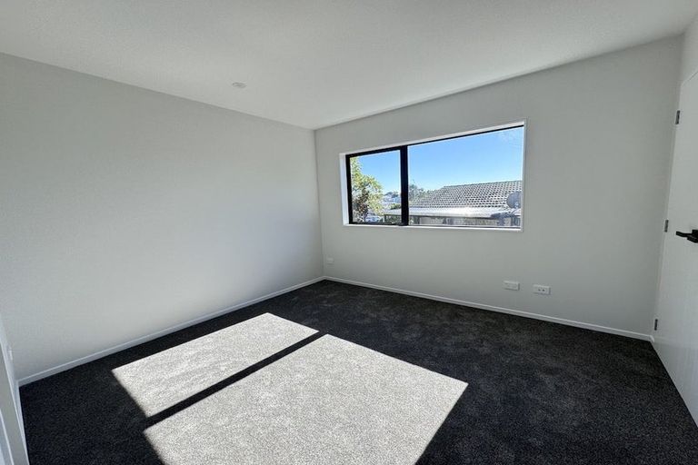 Photo of property in 8 Hobart Crescent, Wattle Downs, Auckland, 2103