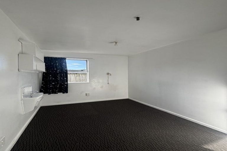 Photo of property in 35 Shirley Road, Shirley, Christchurch, 8013