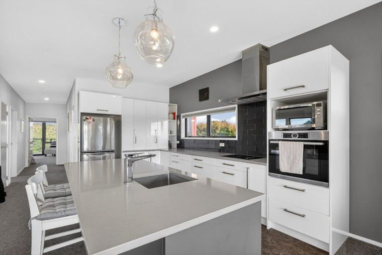 Photo of property in 33 Hihitahi Rise, Paihia, 0200