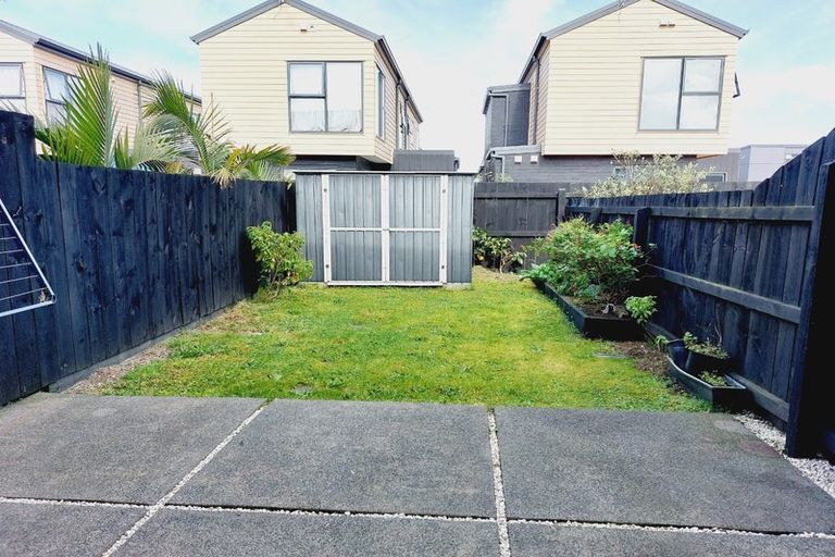 Photo of property in 4 Dignity Street, Papakura, 2110