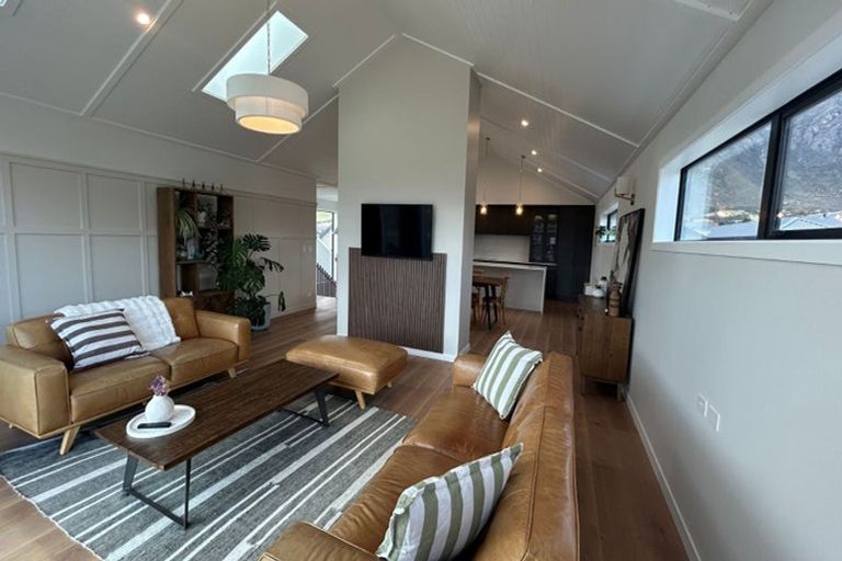 Photo of property in 88 Spur Ridge Rise, Jacks Point, 9371