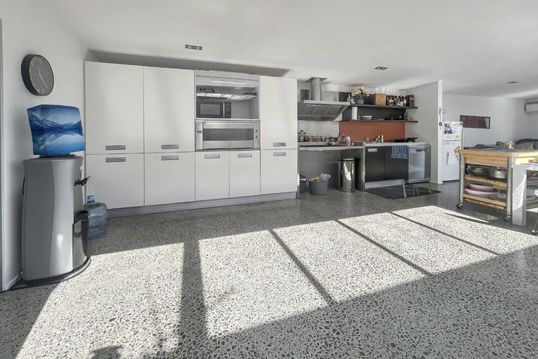 Photo of property in 364 Lake Terrace, Two Mile Bay, Taupo, 3330