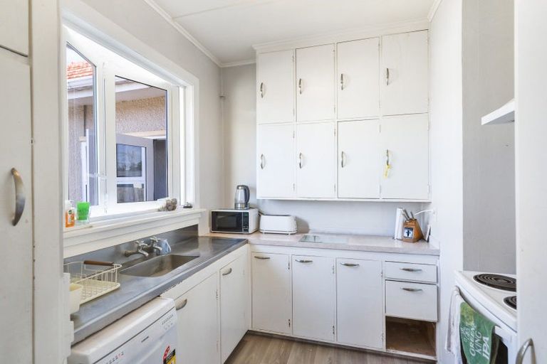 Photo of property in 11 Cochrane Street, Fairy Springs, Rotorua, 3015