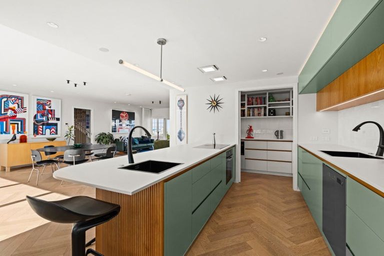 Photo of property in 9 Elizabeth Road, Bluff Hill, Napier, 4110