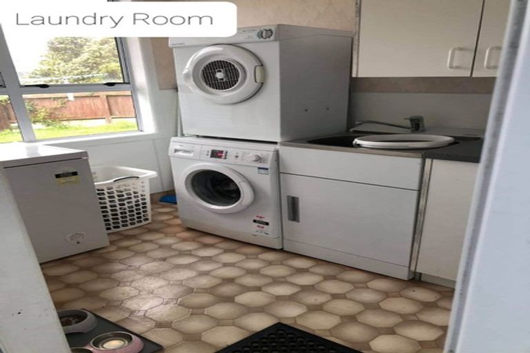 Photo of property in 171 Broderick Road, Johnsonville, Wellington, 6037