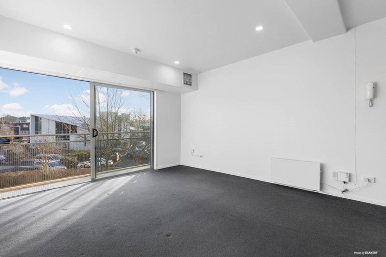Photo of property in Albany Central, 16a/210 Dairy Flat Highway, Albany, Auckland, 0632