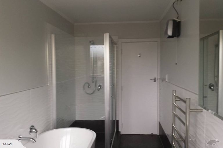 Photo of property in 1-5/84a Wai-iti Road, Highfield, Timaru, 7910