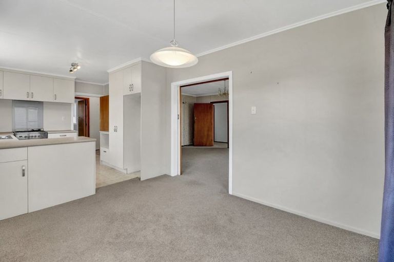 Photo of property in 8 Lydford Place, Spotswood, New Plymouth, 4310