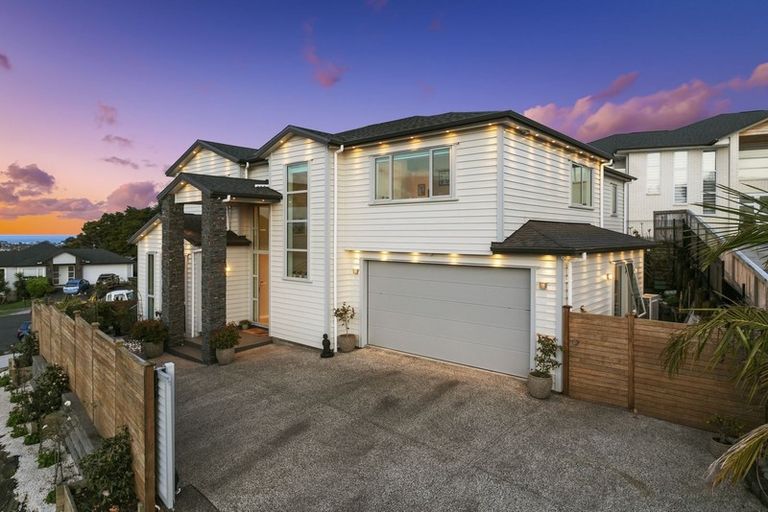 Photo of property in 12 Spyglass Street, Red Beach, 0932