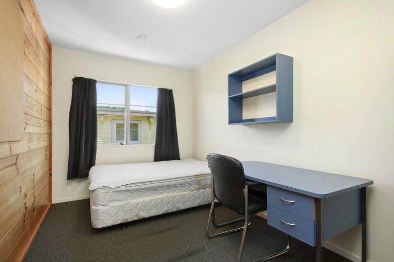 Photo of property in Basin Reserve Complex, 48/4 Sussex Street, Mount Cook, Wellington, 6021