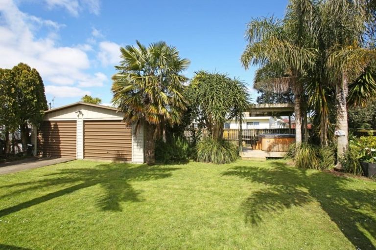 Photo of property in 9 Gibson Road, Tuakau, 2121