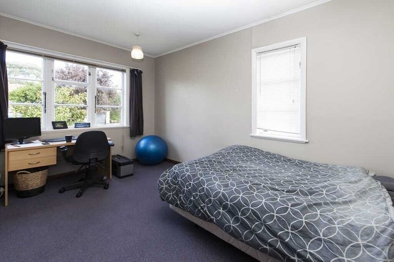 Photo of property in 24 Piko Crescent, Riccarton, Christchurch, 8041