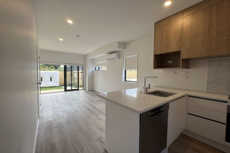 Photo of property in 4/43 Ranui Avenue, Ranui, Auckland, 0612