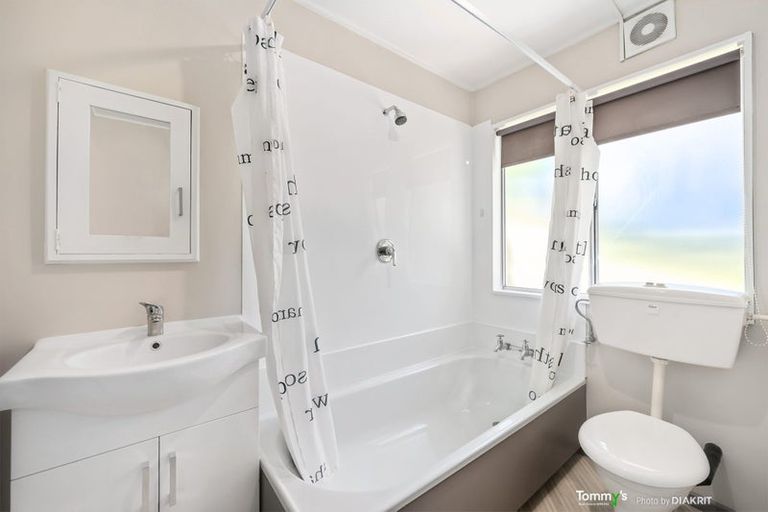 Photo of property in 172u2 Ohiro Road, Brooklyn, Wellington, 6021