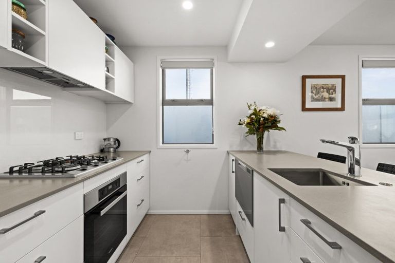 Photo of property in 5 Macaulay Street, Ahuriri, Napier, 4110