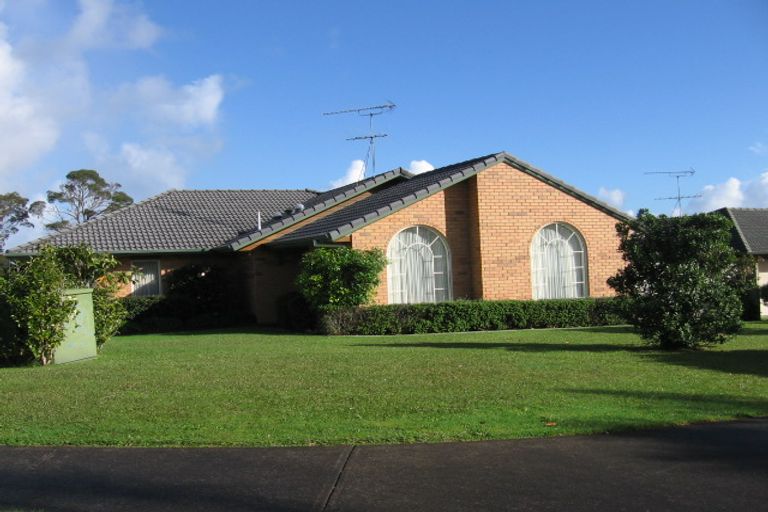 Photo of property in 1 Columbia Place, Albany, Auckland, 0632