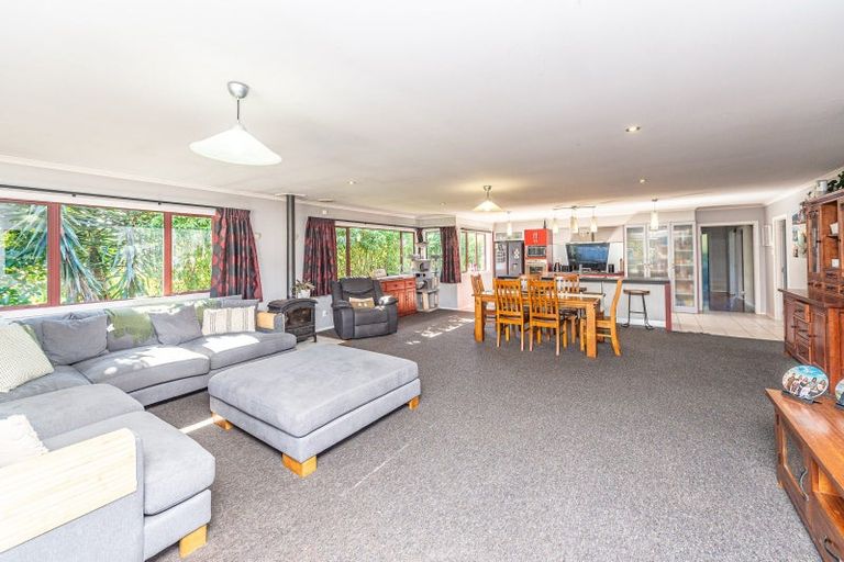 Photo of property in 153 Kakaramea Road, Kakaramea, Patea, 4598