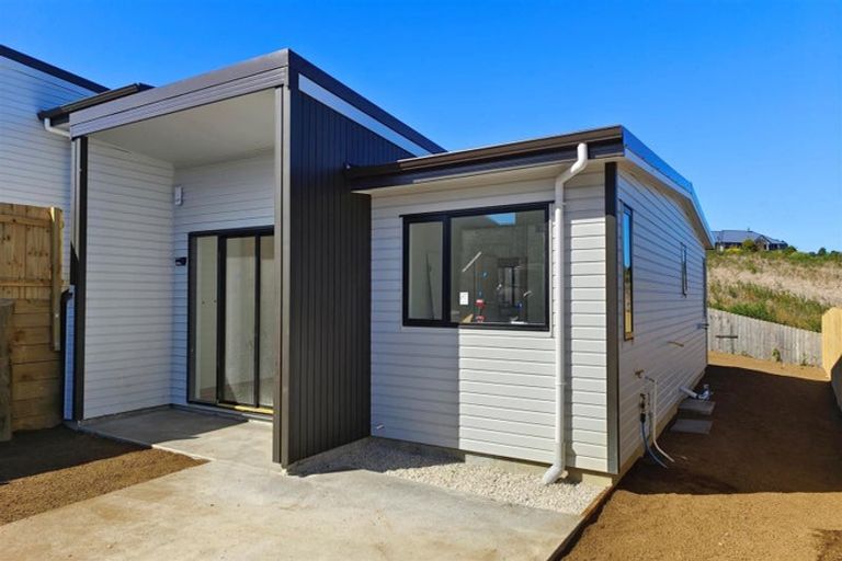 Photo of property in 25a Poruru Close, Papakura, 2110