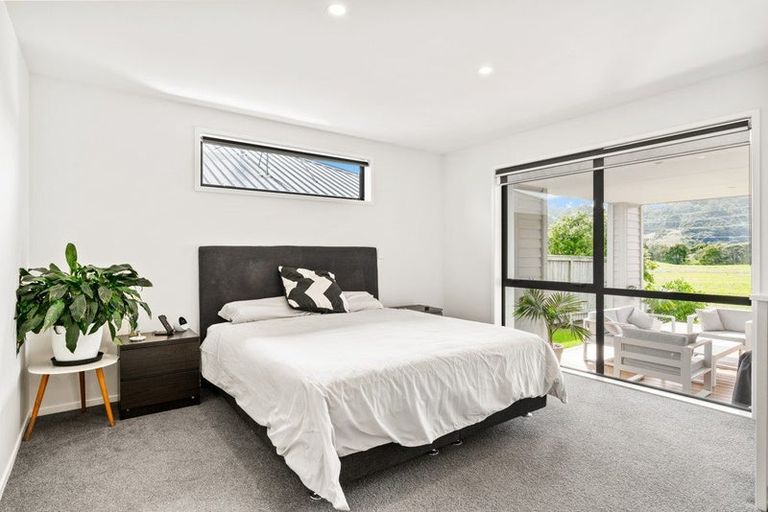 Photo of property in 23 Josh Road, Huapai, Kumeu, 0810