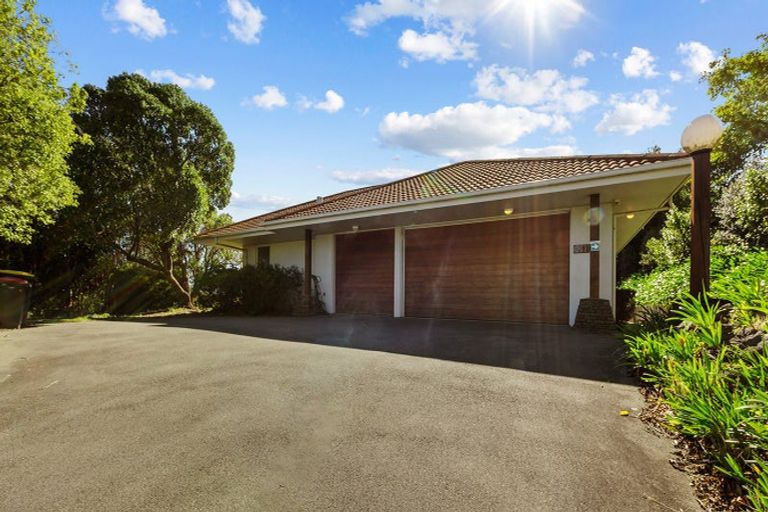 Photo of property in 1 Watlings Place, Kennedys Bush, Christchurch, 8025