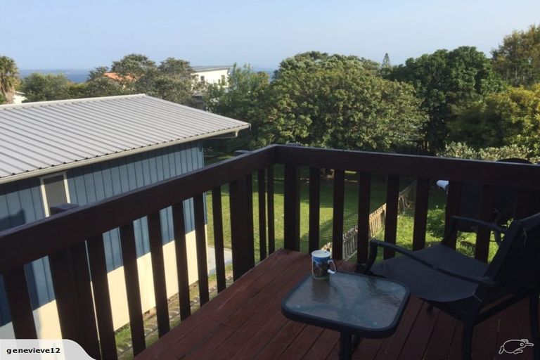 Photo of property in 1394 Whangaparaoa Road, Army Bay, Whangaparaoa, 0930