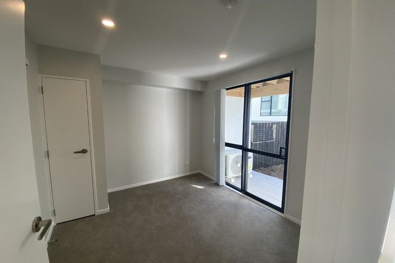 Photo of property in 33 Hinonga Loop, Silverdale, 0932