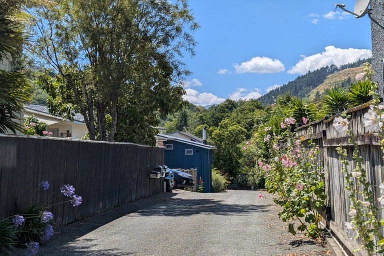 Photo of property in 1/125a Tasman Street, Nelson, 7010
