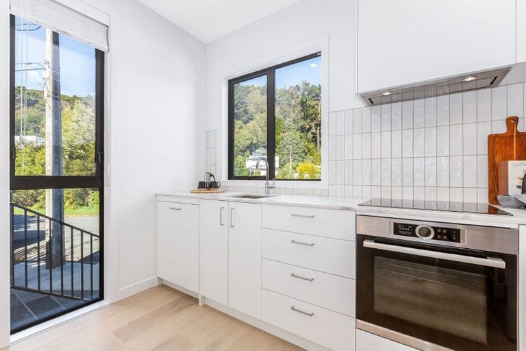 Photo of property in 4/323 Riverside Drive, Waterloo, Lower Hutt, 5011