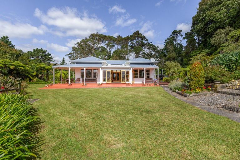 Photo of property in 158 Mangaone Road, Hautere, Otaki, 5582