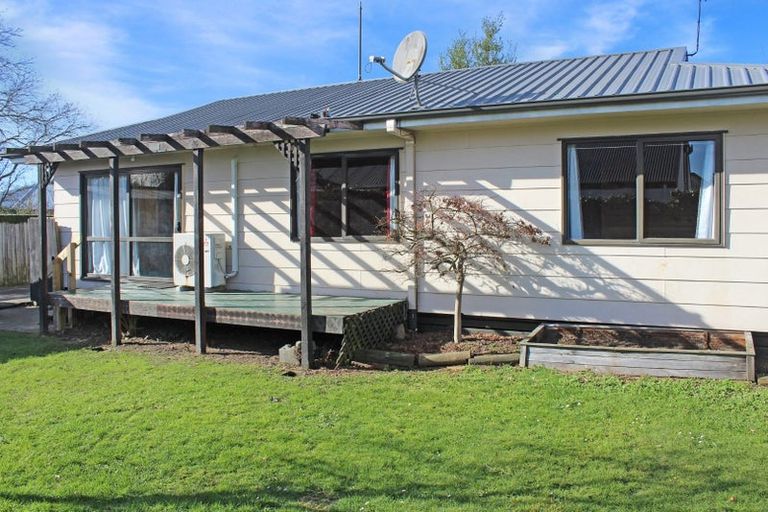 Photo of property in 74 Aorangi Road, Bryndwr, Christchurch, 8053