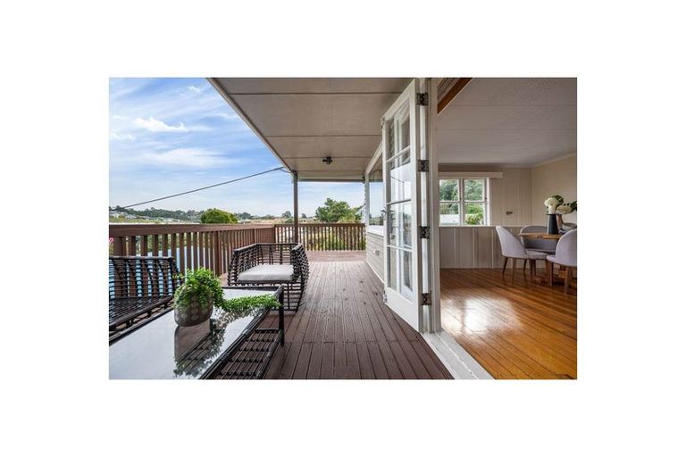 Photo of property in 628 Whangaparaoa Road, Stanmore Bay, Whangaparaoa, 0932