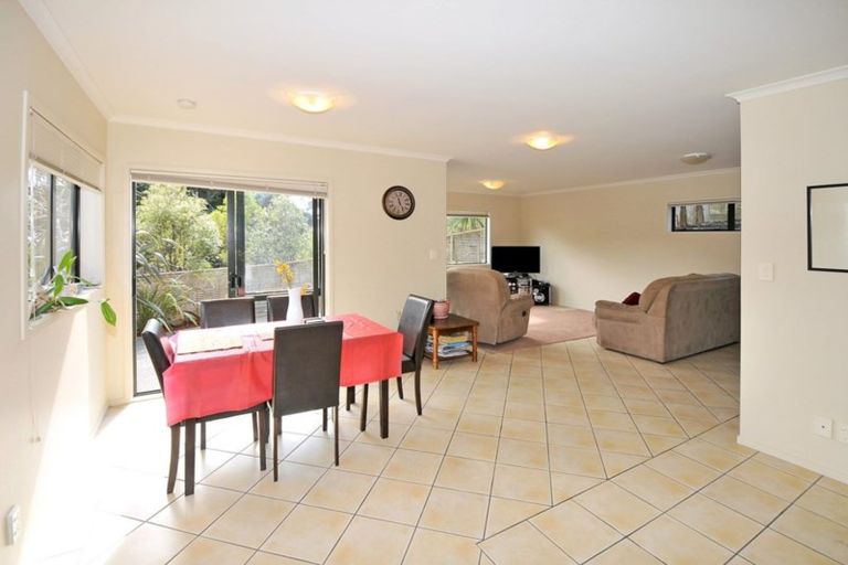 Photo of property in 18 Catrina Avenue, Birkenhead, Auckland, 0626