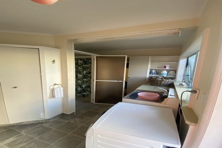 Photo of property in 10 Charles Street, Westshore, Napier, 4110