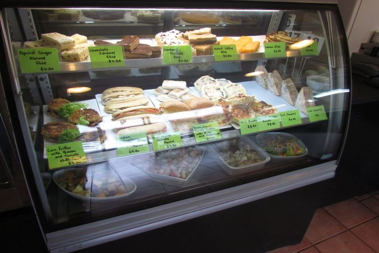 Photo of property in 8 Bannister Court, Masterton, 5810